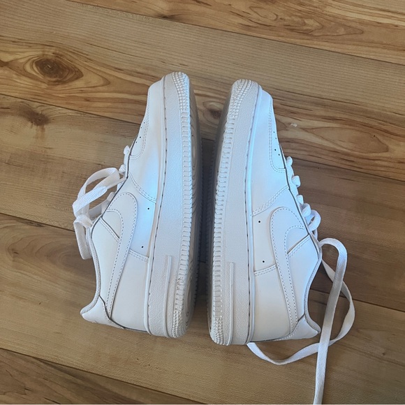 YOUTH SIZE 4 AIR FORCE I - Picture 5 of 6